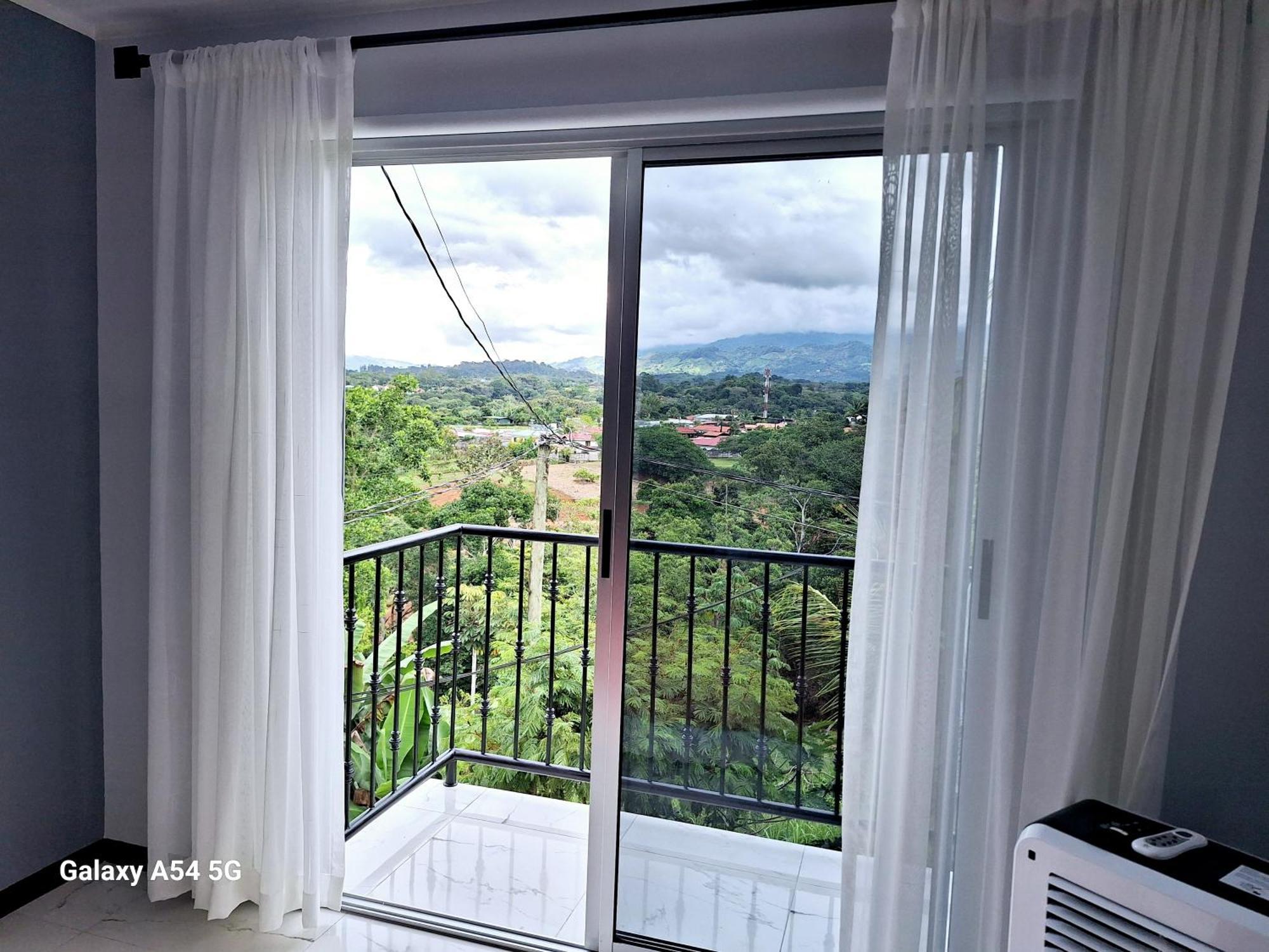 Vistas Del Sol-Casa Victoria Pansiyon San Isidro De El General Dış mekan fotoğraf